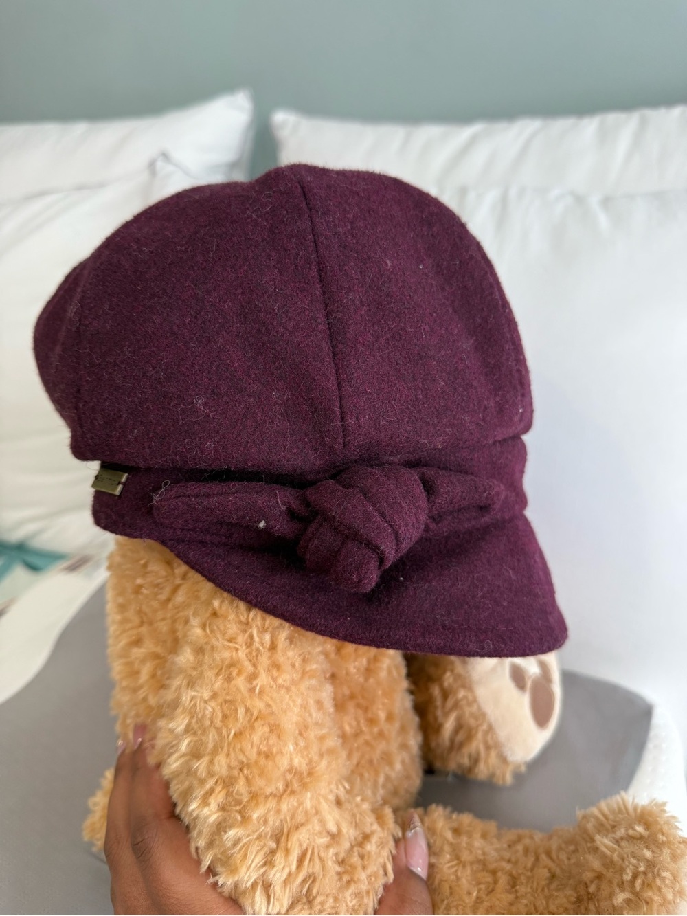 betmar burgundy wool newsboy cap with knotted band